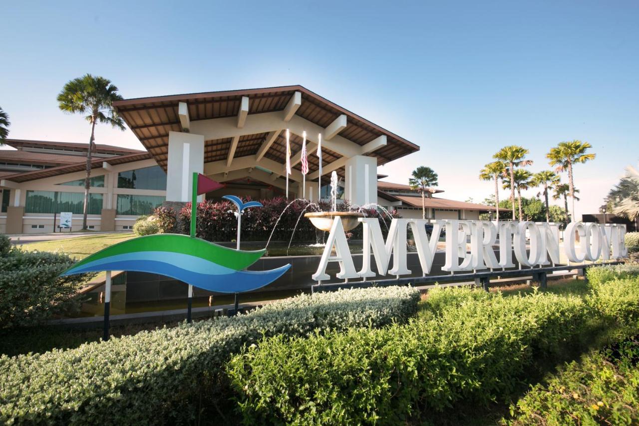 Amverton Cove Golf & Island Resort Banting  Ngoại thất bức ảnh