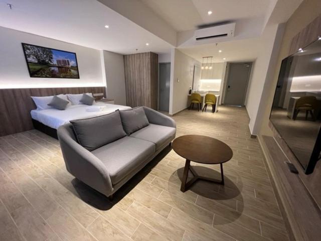 Amverton Cove Golf & Island Resort Banting  Ngoại thất bức ảnh