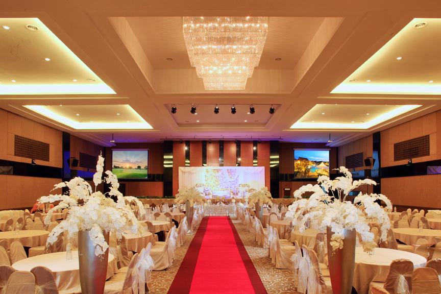 Amverton Cove Golf & Island Resort Banting  Ngoại thất bức ảnh