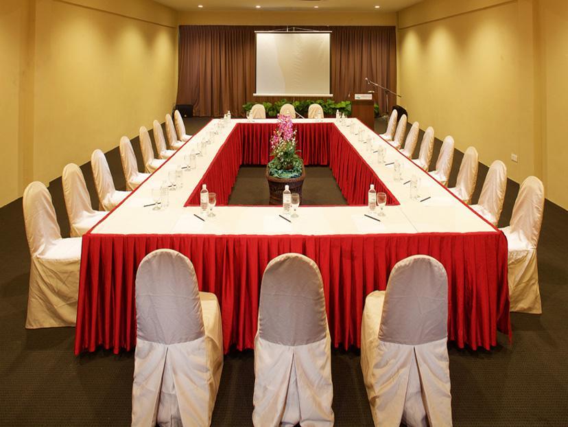 Amverton Cove Golf & Island Resort Banting  Ngoại thất bức ảnh